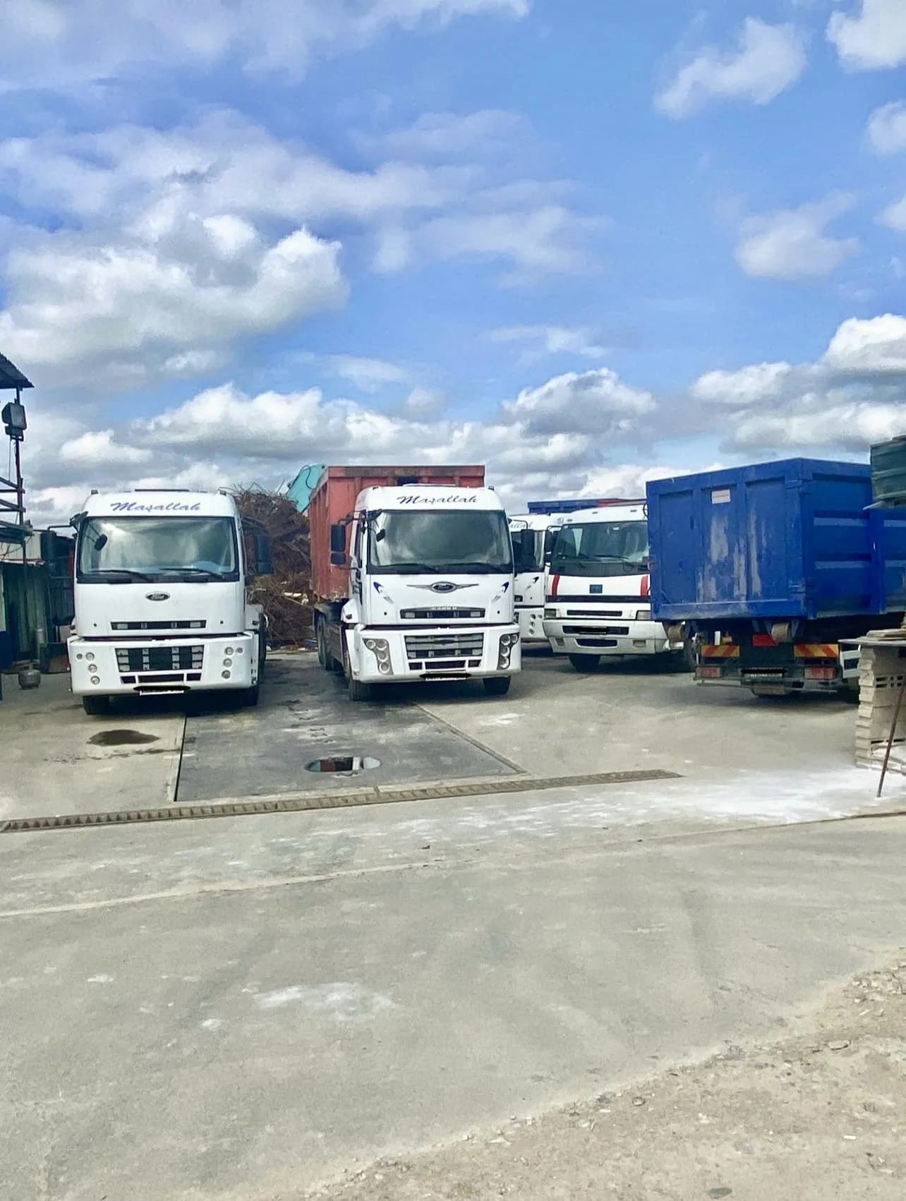 İlyasoğulları Metal nakliye filosu — Hadımköy deposu